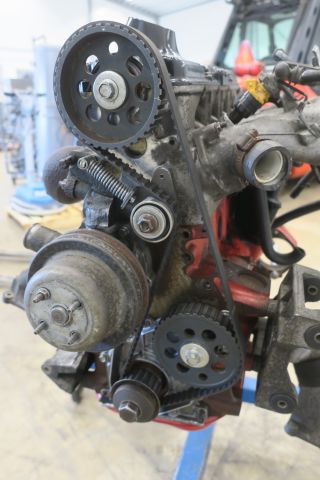 589696-6 Training station Volvo engine B23