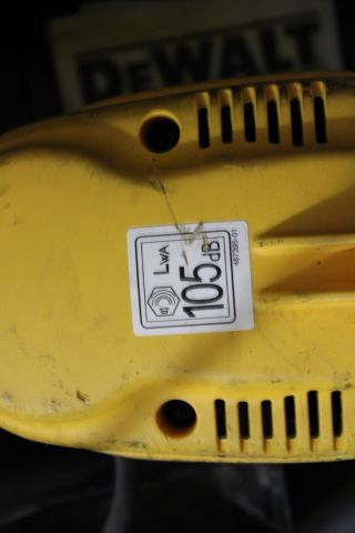 590399-3 Bilningshammare Dewalt D25941