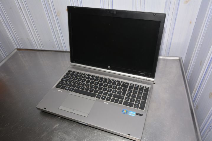 593071-1 HP EliteBook 8570p Laptop (# 46-208377)