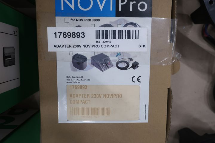 592886-4 Sortiment med elartiklar