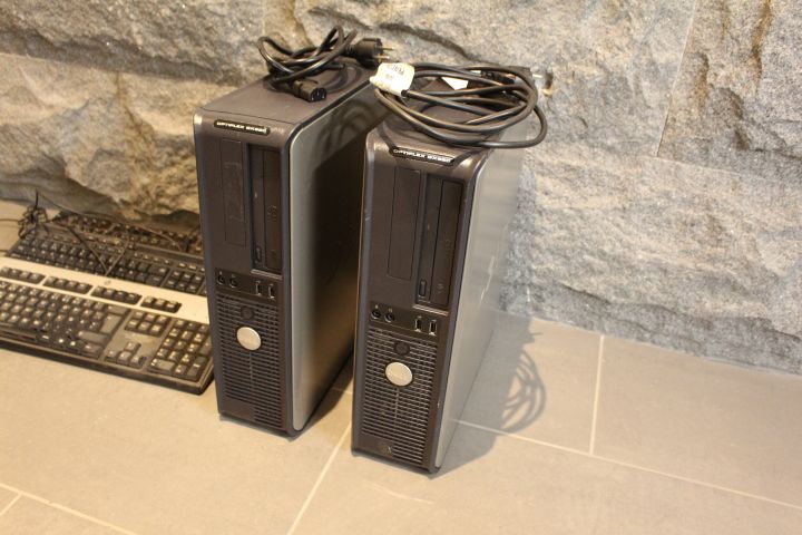550357-2 2 desktop computers Dell Optiplex GX620 with 3 keyboards