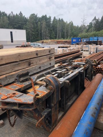 593514-17 Piling rig Banut 500 Åkerman H14 -1984