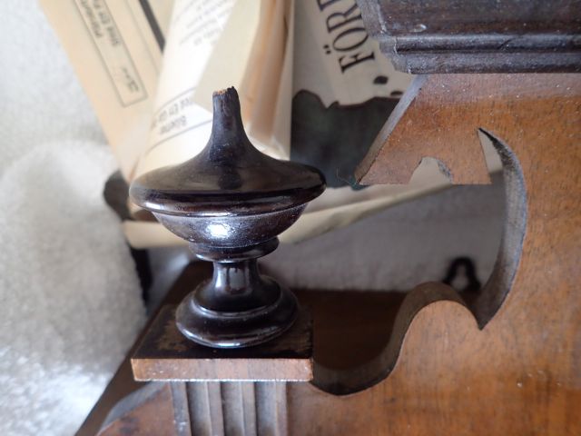 577274-4 Väggur med pendel