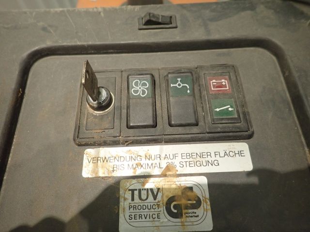 575700-6 Sewing machine TASKI Combimat 600