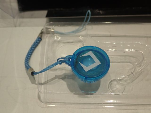 575704-3 Lens effect lens for mobile phone VISUALANTE # Discarded #