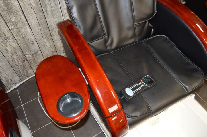 493330-6 Pedicure Chair Smile Pipefree Jet