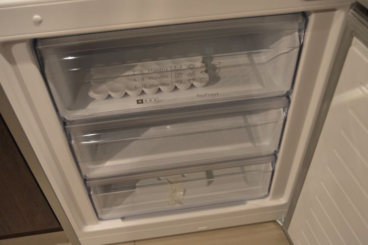 493374-8 Refrigerate / freeze NEFF