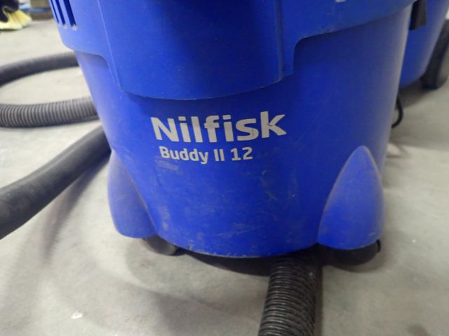 577598-7 2nd Nilfisk rough vacuum cleaner