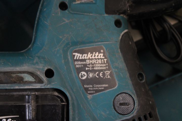 590457-3 Combi hammer, Makita BHR261T