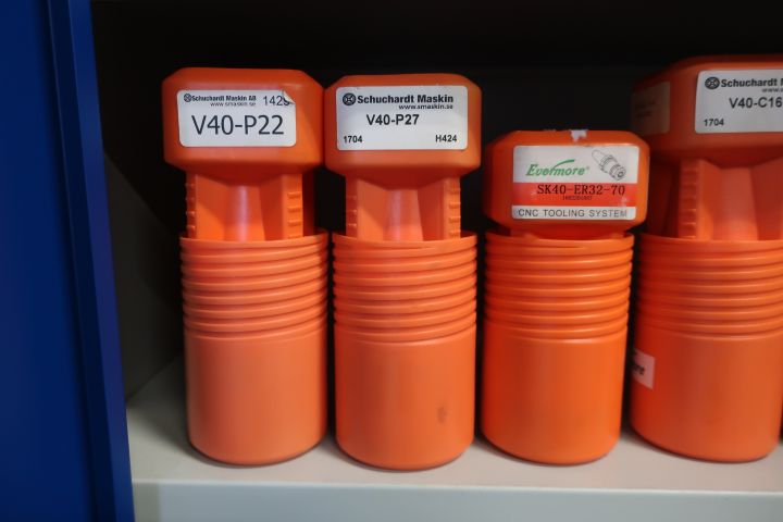 594753-24 CNC milling machine HAAS TM1P