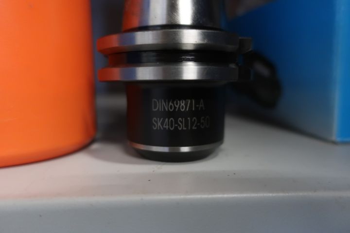 594753-26 CNC milling machine HAAS TM1P