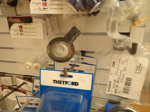 577670-8 Large lot with water and drainage details for caravan / motorhome