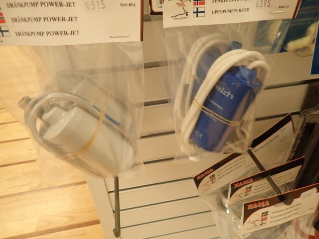 577670-9 Large lot with water and drainage details for caravan / motorhome