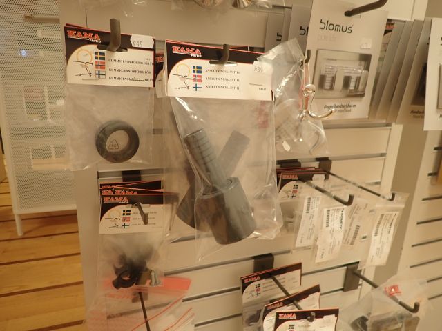 577670-19 Large lot with water and drainage details for caravan / motorhome