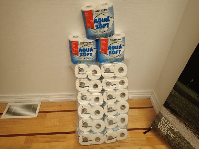 577678-1 15 pcs with Thetford Toilet Paper