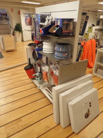 577692-1 Large lot with dog products etc.