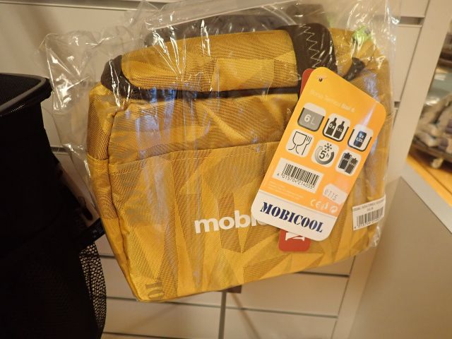 577692-23 Large lot with dog products etc.