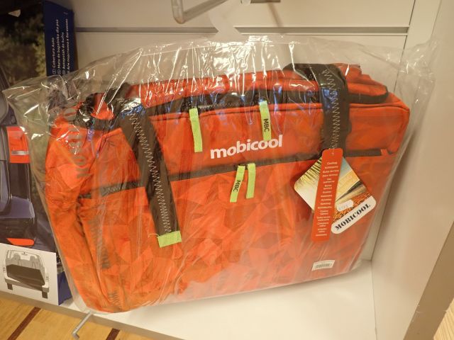 577692-24 Large lot with dog products etc.