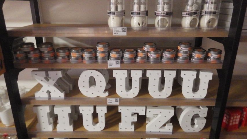 505728-4 Muggar/bokstäver m.m.