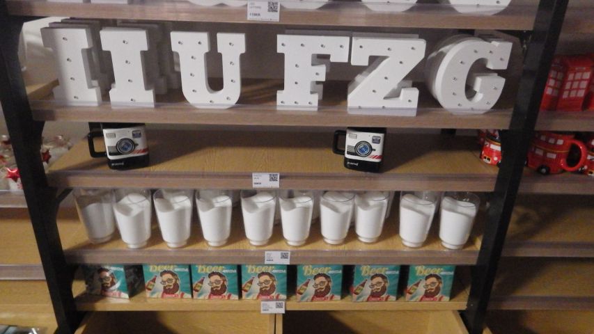 505728-5 Muggar/bokstäver m.m.