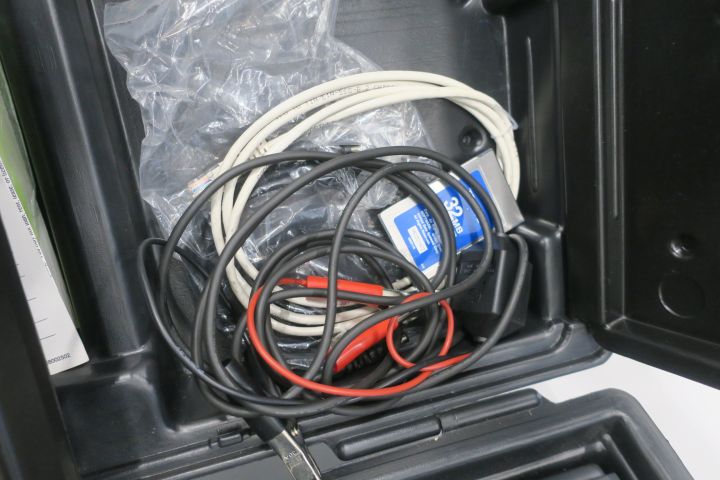 596176-5 Engine test instrument Vetronix TECH 2