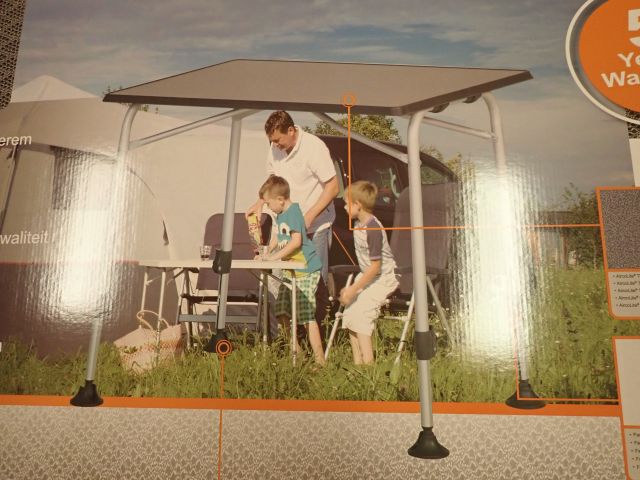 577727-2 New camping table Westfield Viper 115