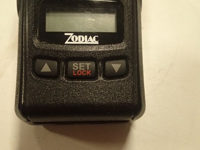 520592-3 4 stycken Walkie Talkie Zodiac Freetalk mini