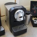 550405-3 Nespresso machine 703 / CS100 and Cappucino machine with accessories