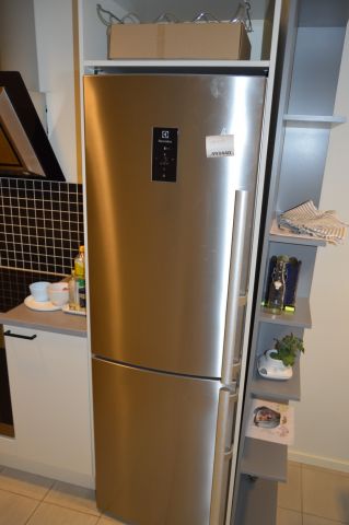 493440-1 Refrigerate / freeze Electrolux