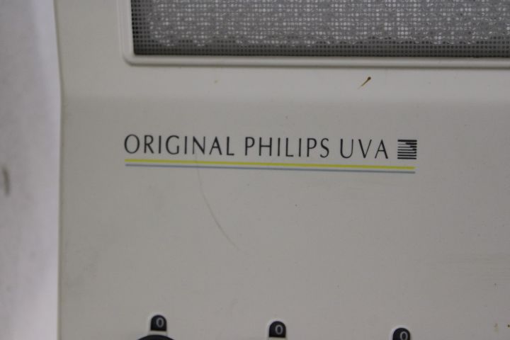 589041-3 Solarielampa. Orginal Philips UVA