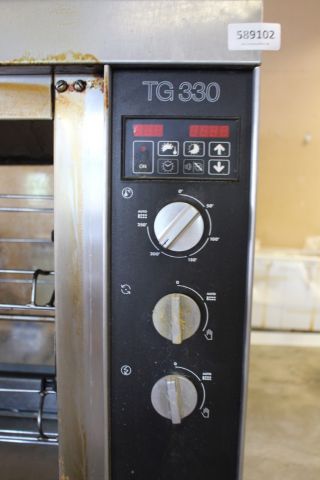 589102-8 Rotisserie oven, EuroGrill TG 30-E (2002)