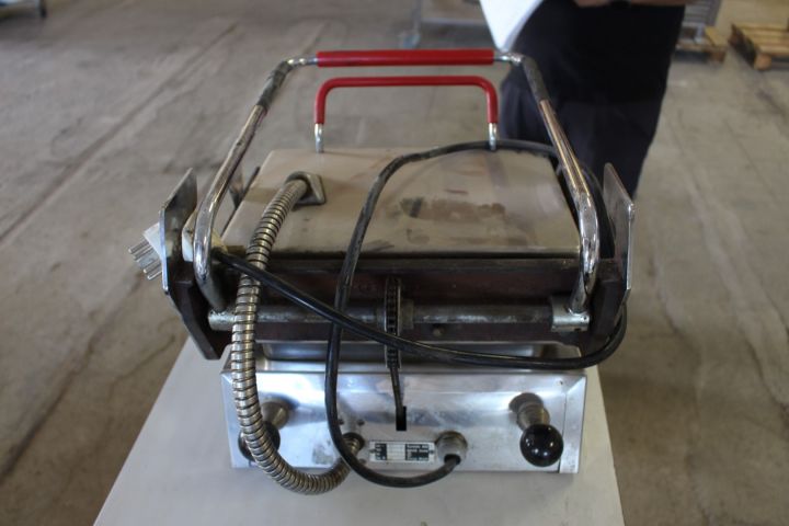 589104-3 Clamp grill, Turmix 246 (4000W)