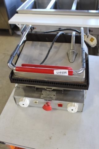 589104-10 Clamp grill, Turmix 246 (4000W)