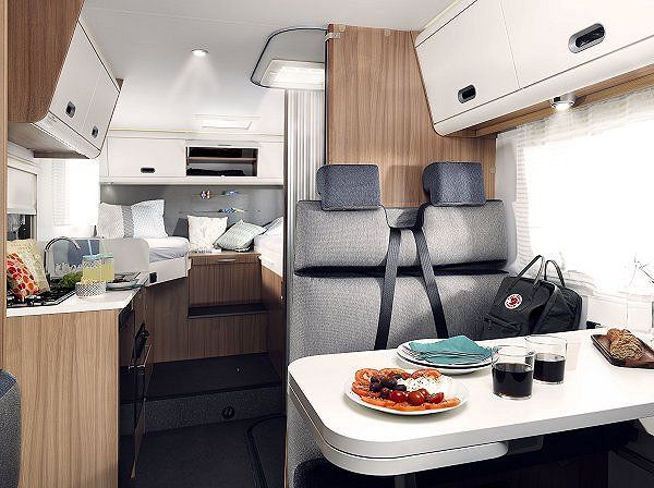 596631-4 NEW Motorhome Sun living S 65 SL Automatic -18 RBL943