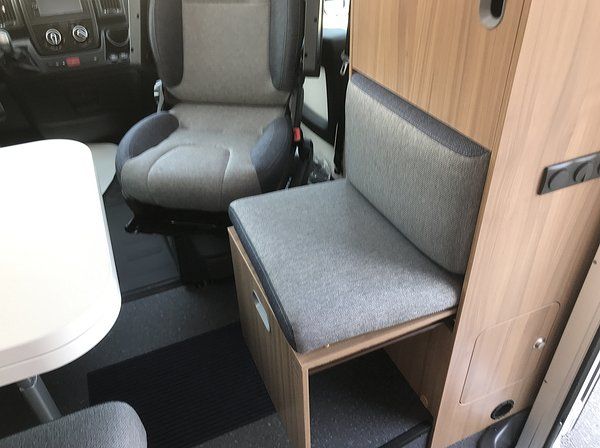 596631-10 NEW Motorhome Sun living S 65 SL Automatic -18 RBL943