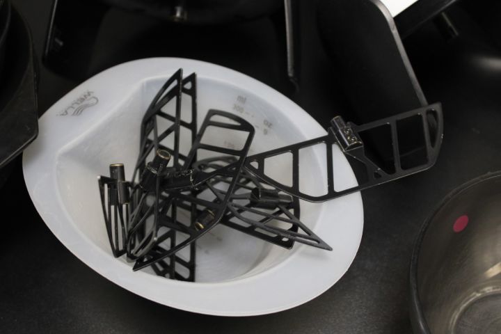 594801-4 Hårfärgsblandare 3st Ecoheads med ca 15st färgskålar