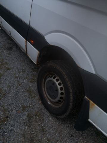 596936-11 MERCEDES-BENZ 318 CDI -07