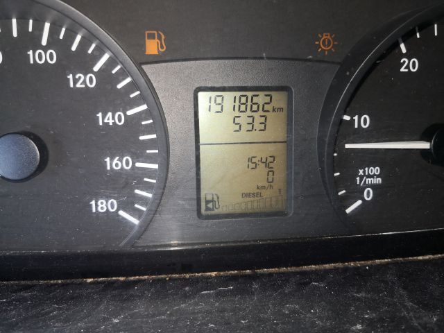 596936-18 MERCEDES-BENZ 318 CDI -07