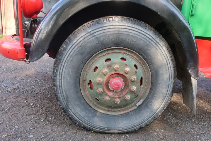 580582-24 Truck, Volvo N88 -73