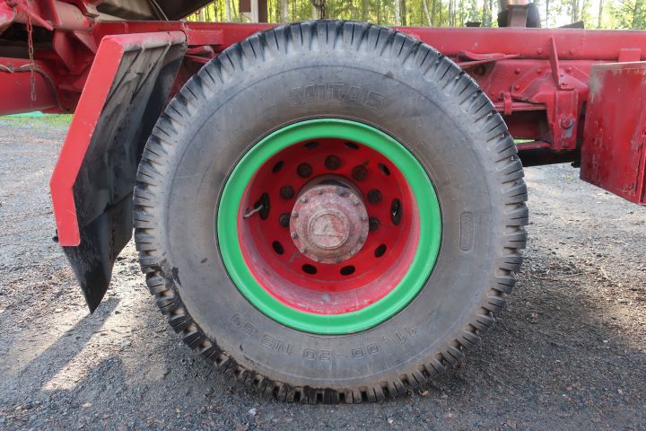 580582-28 Truck, Volvo N88 -73