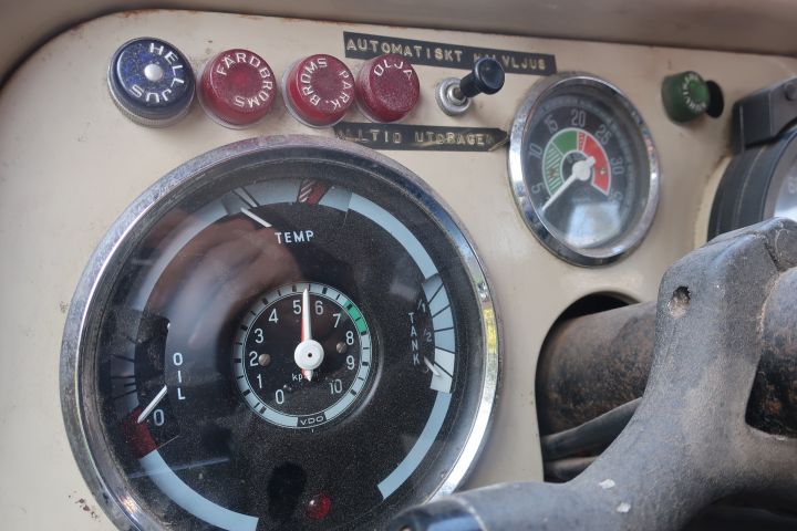 580582-43 Truck, Volvo N88 -73