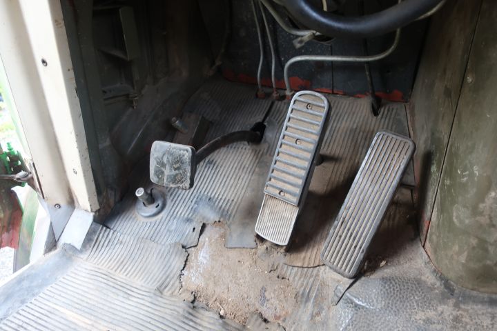 580582-46 Truck, Volvo N88 -73