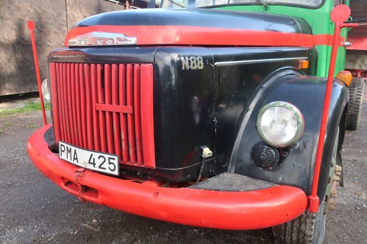 580582-58 Truck, Volvo N88 -73