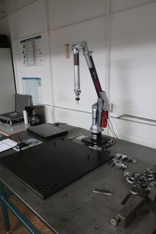 580896-1 Measuring arm on table, ROMER SIGMA 2018