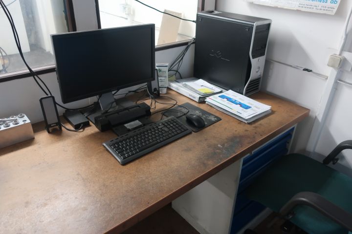 580896-14 Measuring arm on table, ROMER SIGMA 2018