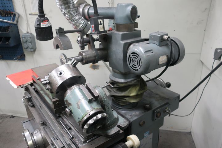 580900-10 Universal grinding / tool grinding, Tacchella 40LN