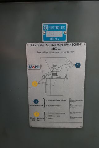 580900-11 Universal grinding / tool grinding, Tacchella 40LN