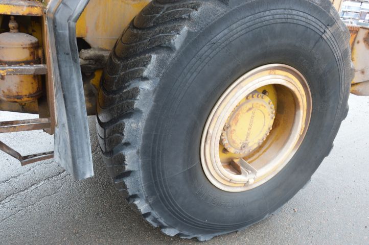 597804-12 Wheel loader Volvo BM LM 1240 -79