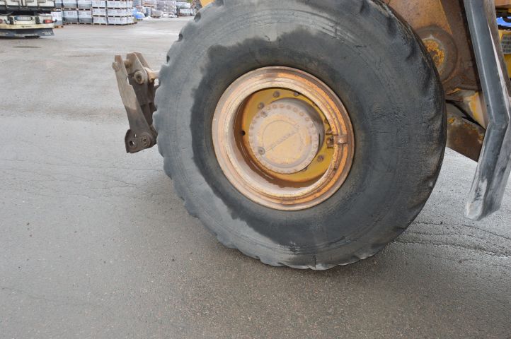 597804-13 Wheel loader Volvo BM LM 1240 -79