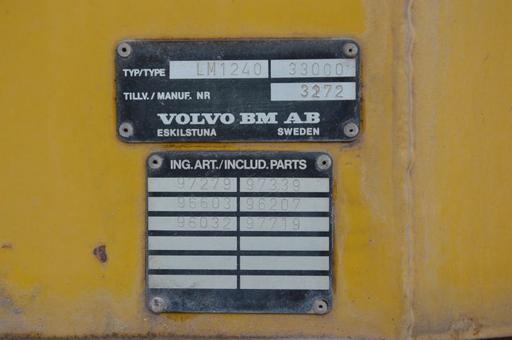 597804-18 Wheel loader Volvo BM LM 1240 -79